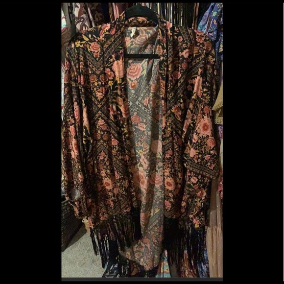 Spell and the gypsy Babushka fridge kimono black - Picture 2 of 3